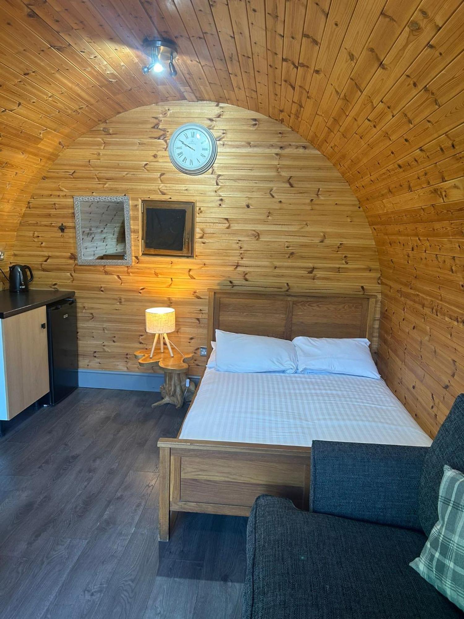 فندق Original Glamping Pod With Hot Tub فرودشام المظهر الخارجي الصورة